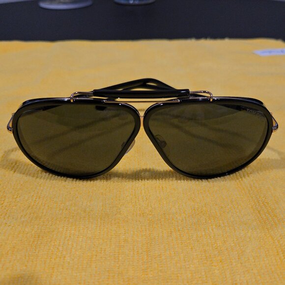 Tom Ford Cedric Sunglasses - TF509 01A 65-5 135-3 - Black/Palladium - Picture 2 of 16